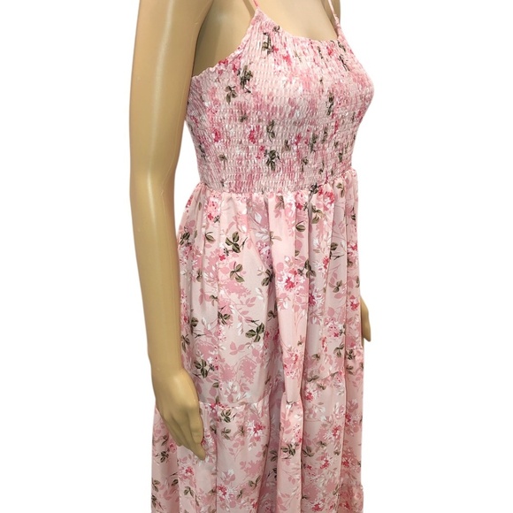Summer Floral Dress  With Adjustable Straps - Picture 2 of 7